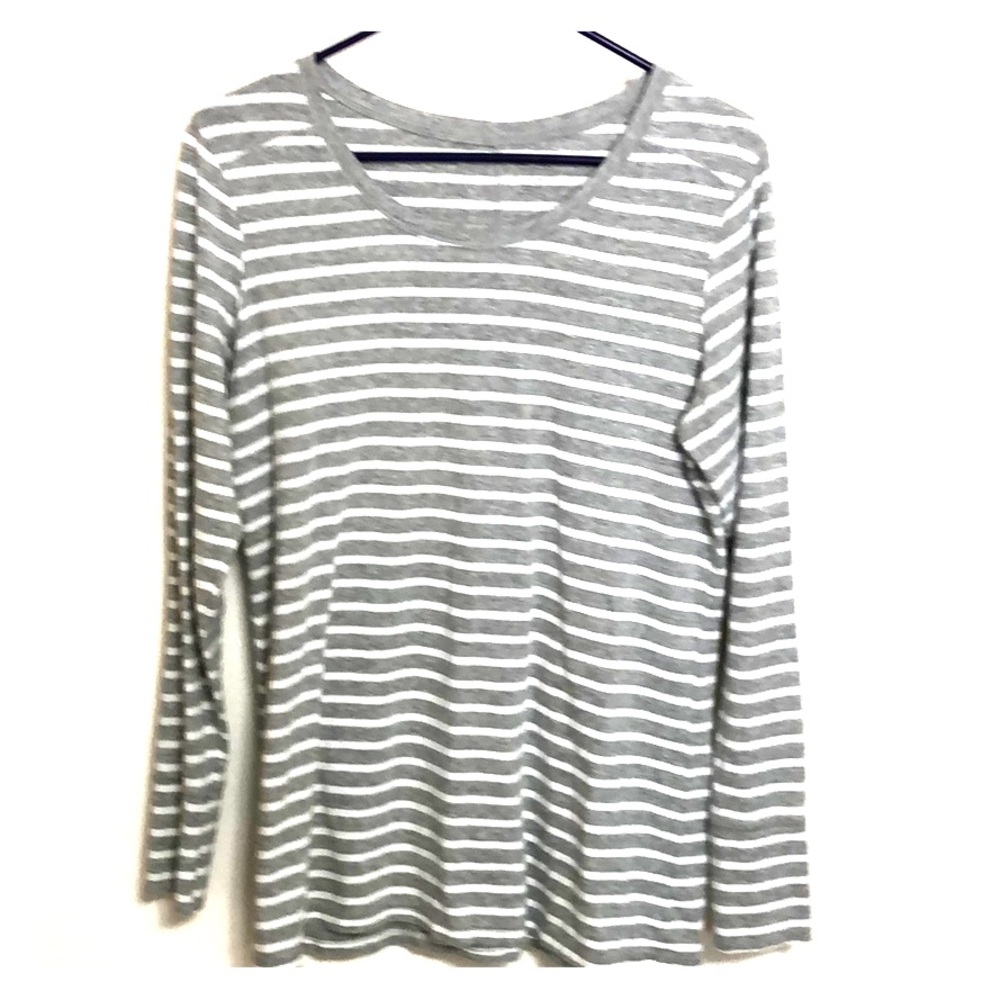 Super soft long sleeved striped shirt.